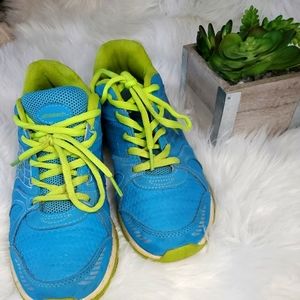 WOMENS ATHLETIC SHOES GREEN BLUE SIZE 7M WILLOW 2 ATHLETECH